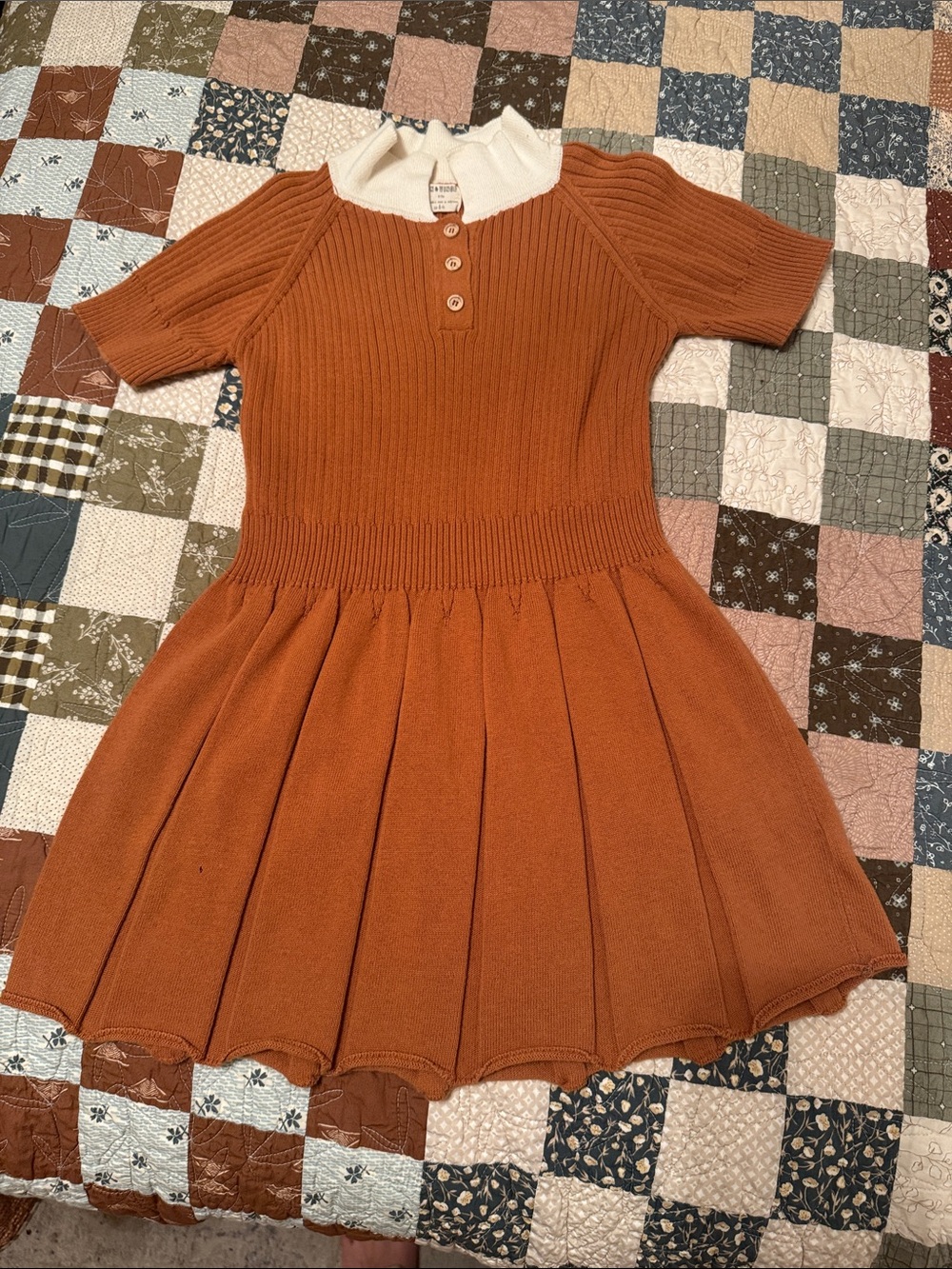 Fin & Vince Retro Collared Sweater Dress